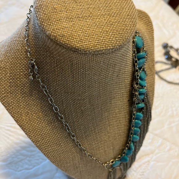 Coral blue necklace - Picture 3 of 4
